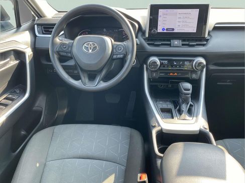 Used 2023 Toyota RAV4 XLE w/ Convenience Package FWD image 9