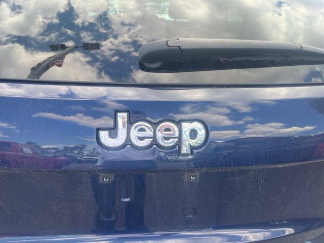Used 2018 Jeep Grand Cherokee Limited w/ Luxury Group II AWD/4WD image 23