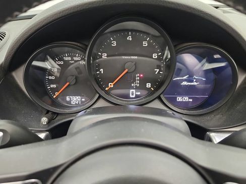 Used 2022 Porsche 718 Boxster RWD image 29