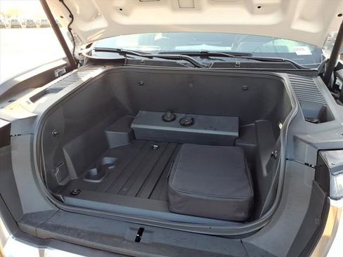 New 2026 GMC Sierra EV Denali image 27