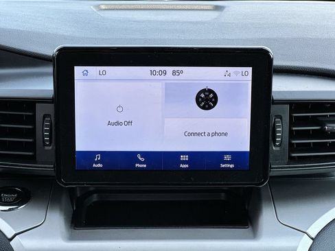 Used 2022 Ford Explorer XLT AWD/4WD image 13