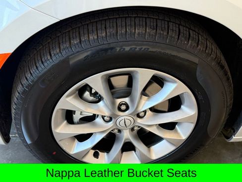 New 2026 Chrysler Pacifica Limited image 11