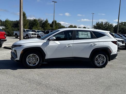 New 2026 Hyundai Tucson SE image 5