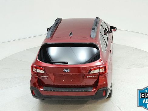 Used 2018 Subaru Outback 2.5i Premium image 16