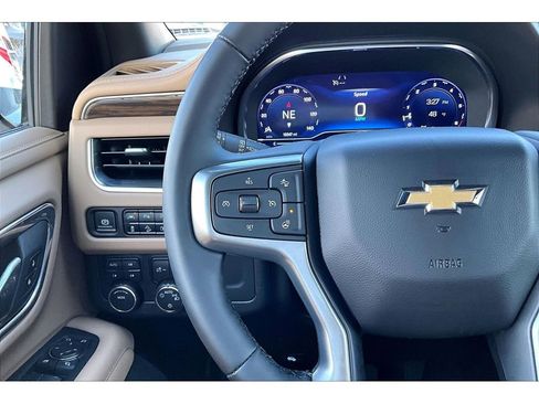 Used 2024 Chevrolet Tahoe Premier w/ Premium Package 2 image 11