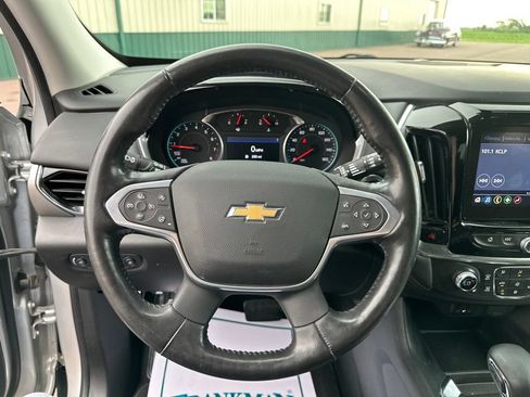 Used 2021 Chevrolet Traverse LT AWD/4WD image 14