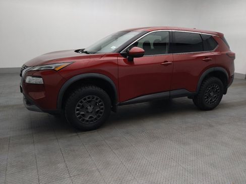 Used 2021 Nissan Rogue SV FWD image 2