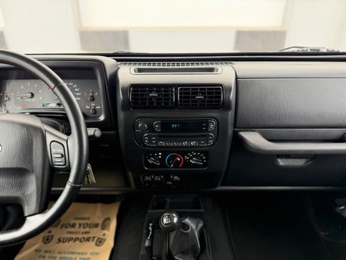 Used 2006 Jeep Wrangler Rubicon AWD/4WD image 17