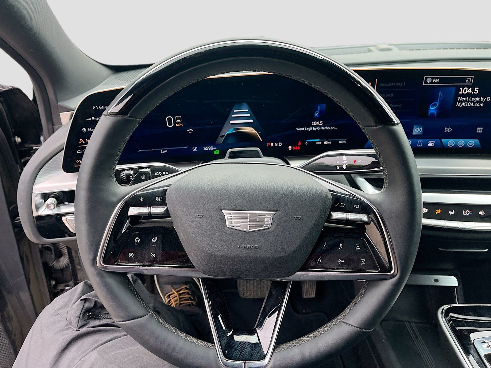 Used 2025 Cadillac Lyriq Sport AWD/4WD image 11