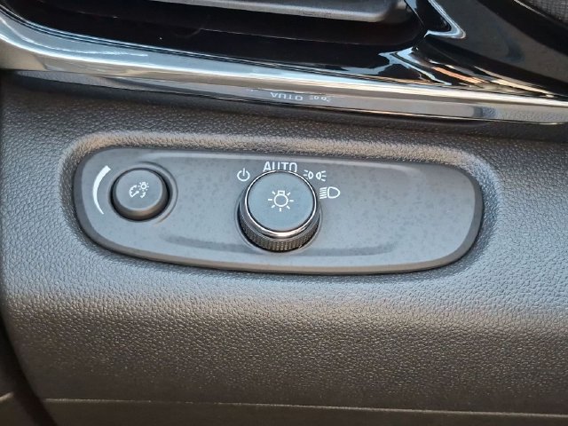 New 2026 Buick Envista Sport Touring w/ Convenience I Package FWD image 17