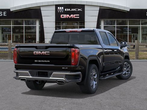 New 2026 GMC Sierra 1500 SLT image 4