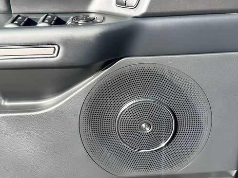 Used 2023 Ford Expedition Platinum RWD image 19