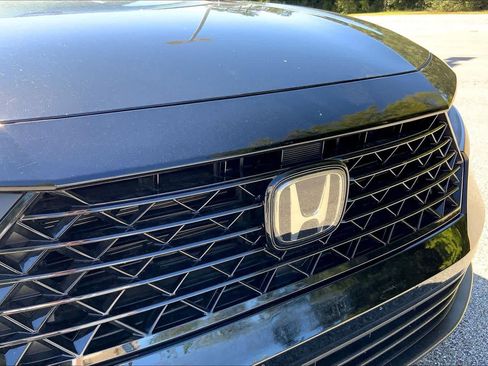 Used 2024 Honda Accord LX image 32