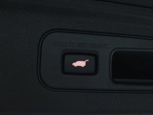 Used 2023 Honda Odyssey Elite image 18