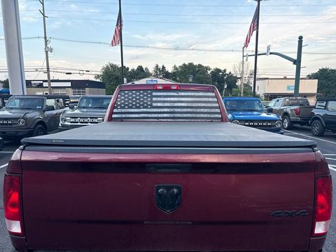 Used 2019 RAM 1500 Express w/ Express Value Package AWD/4WD image 9