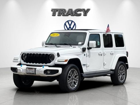 Used 2024 Jeep Wrangler High Altitude AWD/4WD image 8