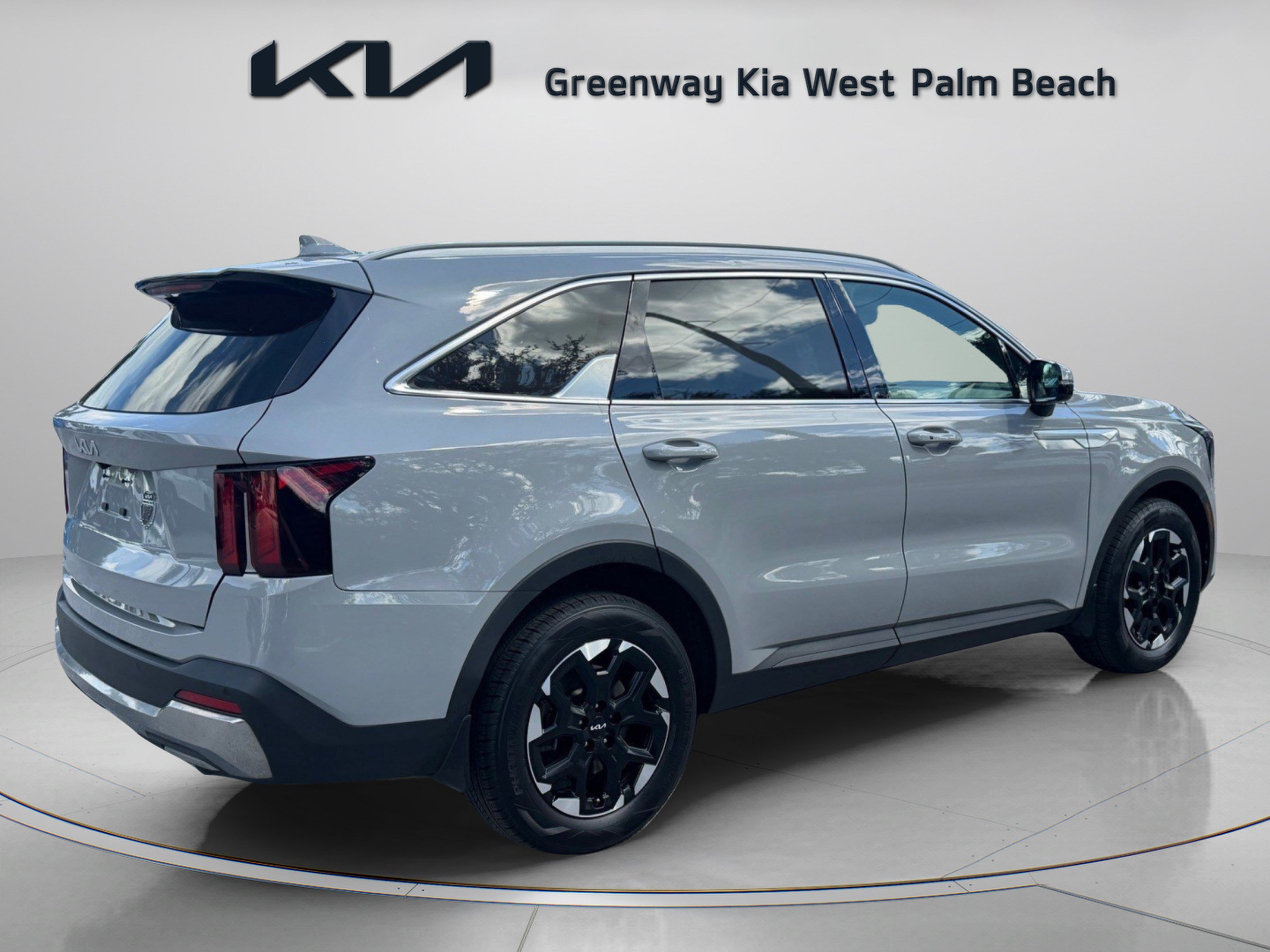 Certified 2025 Kia Sorento S w/ Panoramic Sunroof Package FWD image 7