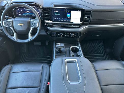 Certified 2022 Chevrolet Silverado 1500 LTZ w/ Technology Package image 16