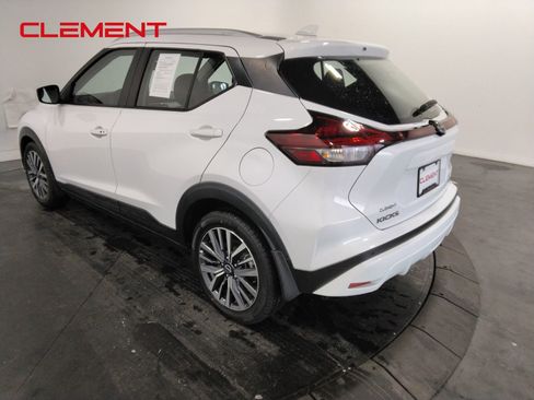 Used 2023 Nissan Kicks SV image 8