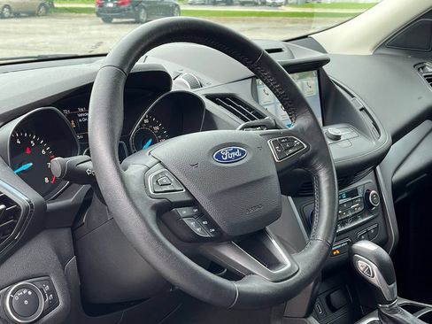 Used 2018 Ford Escape SEL FWD image 17