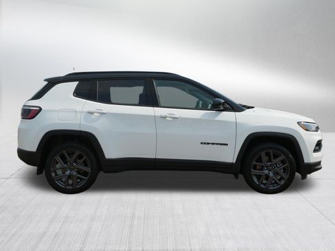 Used 2026 Jeep Compass Limited AWD/4WD image 8