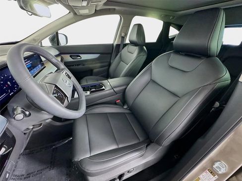 Certified 2025 Nissan Murano SL w/ Cargo Package AWD/4WD image 12