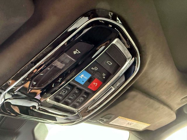 Used 2023 Jeep Grand Cherokee L Summit AWD/4WD image 31