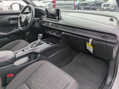 Used 2023 Honda HR-V Sport image 28