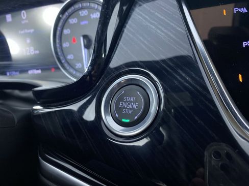 New 2025 Cadillac XT6 Premium Luxury w/ Technology Package FWD image 9