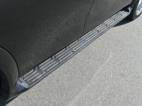 Used 2019 INFINITI QX80 Luxe w/ Proassist Package image 11