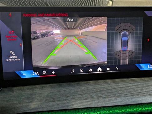 Used 2025 BMW i4 eDrive40 w/ M Sport Package image 13