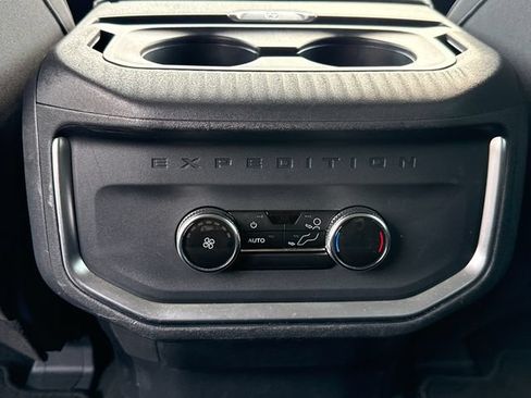 Used 2025 Ford Expedition Max Active RWD image 24