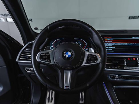 Used 2022 BMW X5 sDrive40i w/ M Sport Package image 16