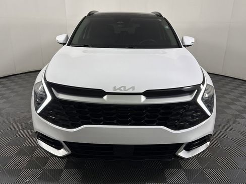 Used 2025 Kia Sportage SX image 2