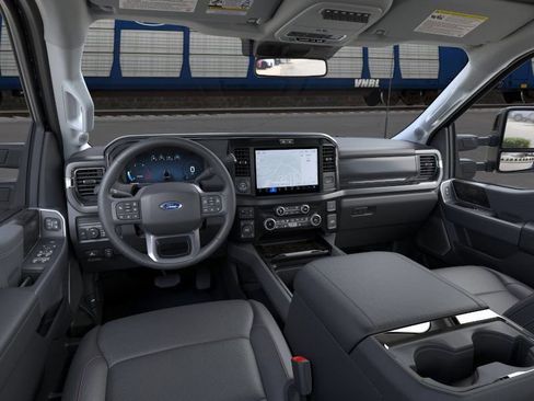New 2026 Ford F250 Lariat w/ Black Appearance Package AWD/4WD image 9