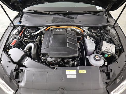 Certified 2021 Audi A7 e Premium Plus w/ Executive Package image 30