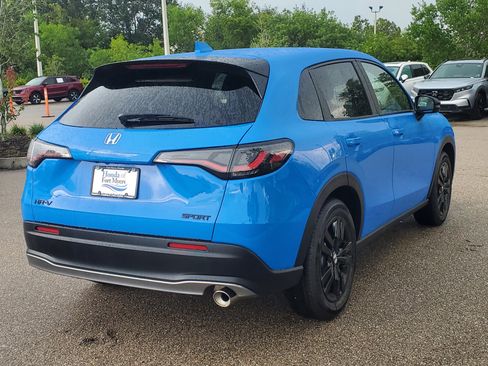 New 2026 Honda HR-V Sport image 4