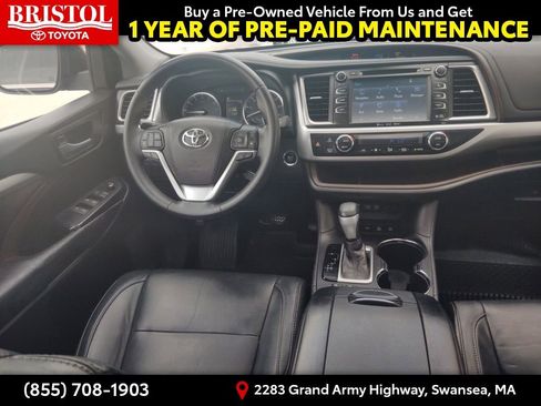 Used 2018 Toyota Highlander XLE AWD/4WD image 16