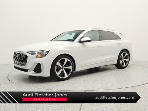 Used 2024 Audi SQ8 Prestige AWD/4WD image 1