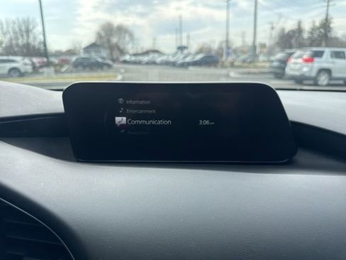 Used 2021 MAZDA MAZDA3 s image 16