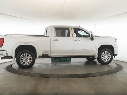 Used 2022 GMC Sierra 2500 Denali w/ Denali Ultimate Package image 6