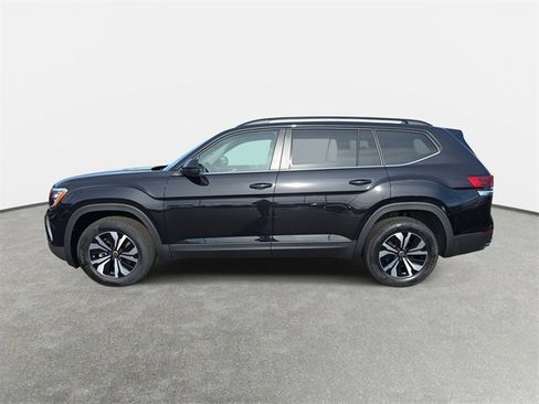 New 2026 Volkswagen Atlas SE image 8