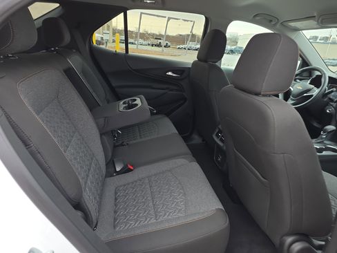 Used 2023 Chevrolet Equinox LT image 10