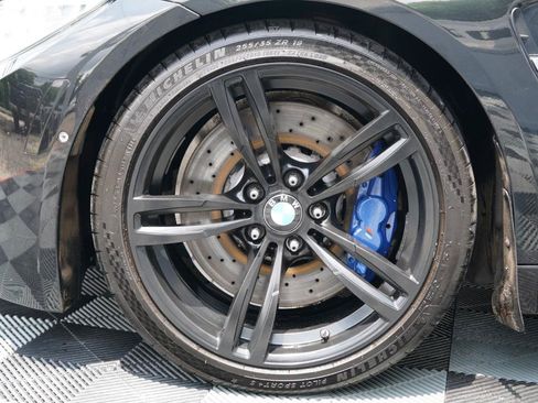 Used 2017 BMW M3 w/ Executive Package RWD image 41