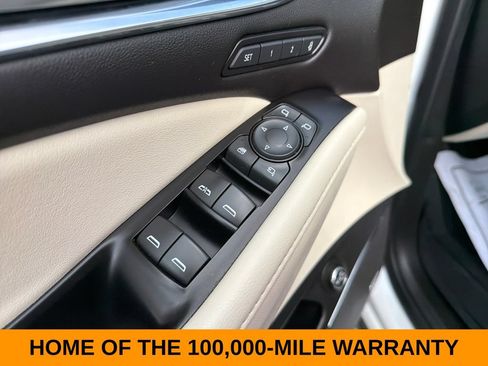 Used 2023 Buick Enclave Avenir w/ Avenir Technology Package AWD/4WD image 12