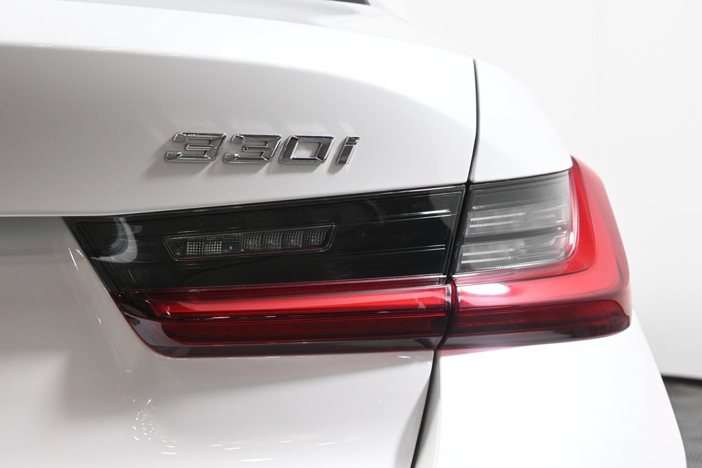 Certified 2023 BMW 330i xDrive Sedan w/ Driving Assistance Package AWD/4WD image 13
