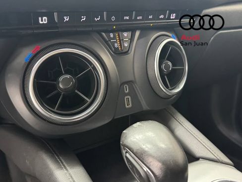 Used 2019 Chevrolet Blazer LT FWD image 30