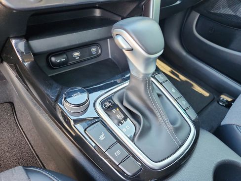 Used 2024 Kia Seltos S image 17