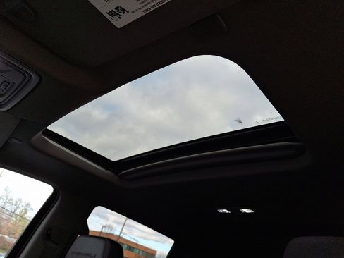 Used 2021 GMC Sierra 1500 Denali w/ Denali Ultimate Package image 15