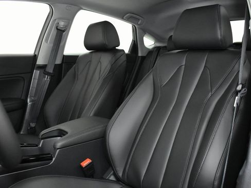 New 2025 Acura Integra image 9